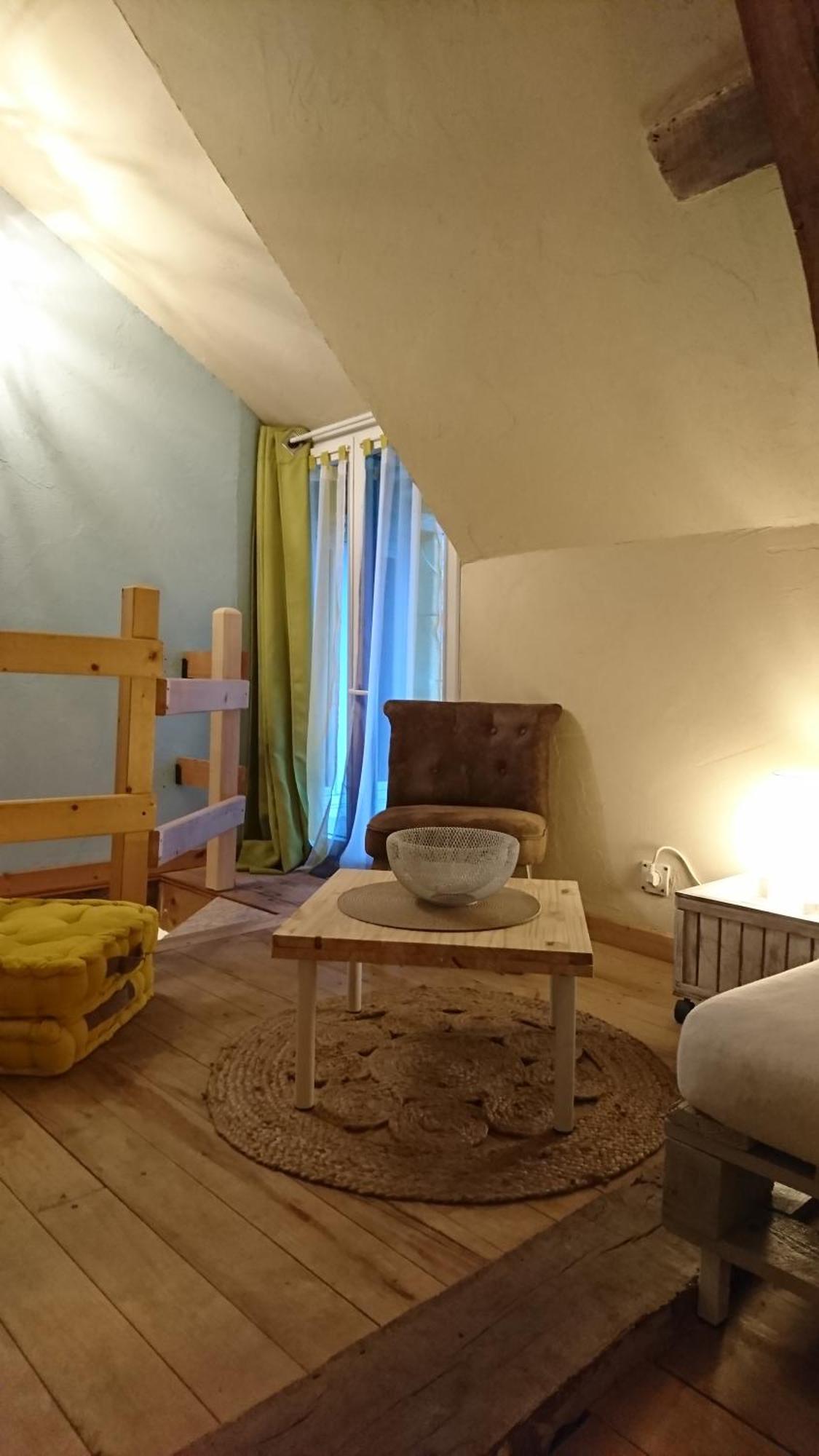 Les Chambres Du Vau Profond Vernoil 外观 照片